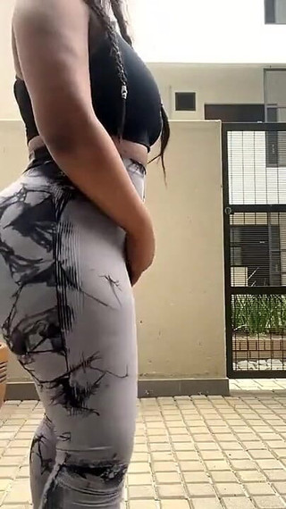 Jack off to My Bald Headed Humongous Ass, Episode 1050