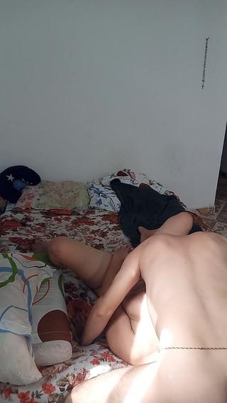 Vecina Cachonda Me Visita