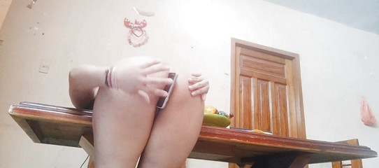 With My Stepdaughter at My Girlfriend's House We Fuck Before the Family Comes Home