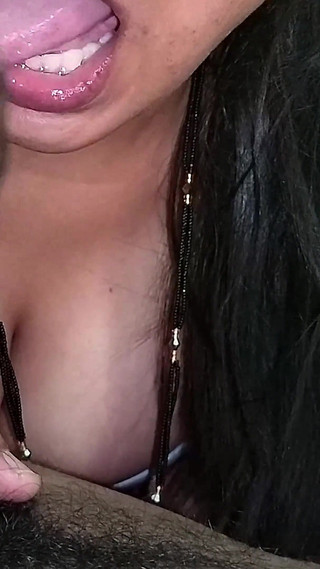 Desi Hot Young Bhabhi Happily Got Her Pussy Licked by Her Devar