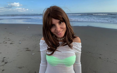 Hard Fucked a Hottie After a Beach Photoshoot - Juicy Cumshot on Face