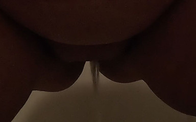 Pissed and get licked the pussy clean