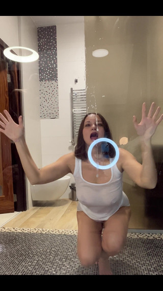 I Get Turned on When People Watch Me Secretly