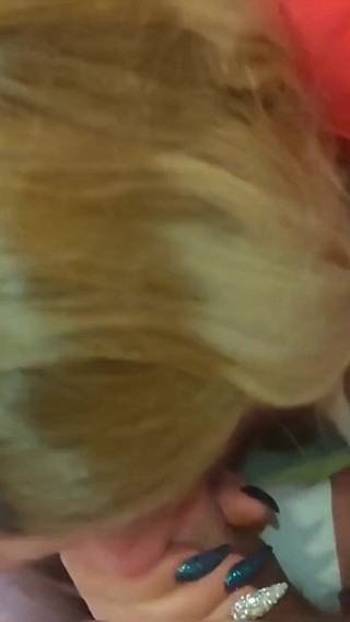 Hot and lonely MILF, special room service with bellboy