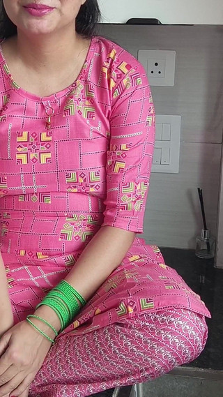 Hot XXX Stepmom Fucked Hard Until Orgasm with Hindi Audio with Dirty Talk Stepson Seducing at Home