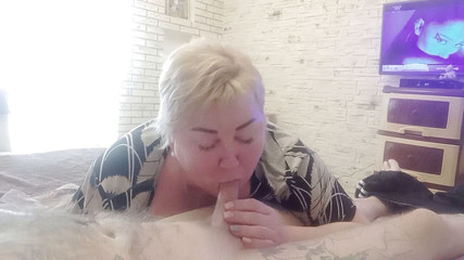 Mature BBW I did a blowjob and then sat astride a dick