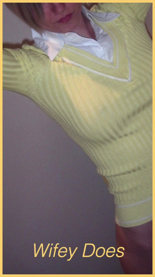 Wifey Looks Perfect in This Yellow Shirt