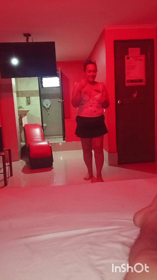 I Take My Hot Stepmom to Motelia and She Gives Me Her Delicious Ass