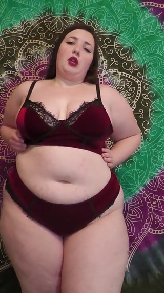Stepmommy Helps You Cum in Velvet Panties