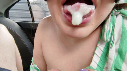 I sucked my neighbor in his car and he cum in my mouth, I swallowed everything
