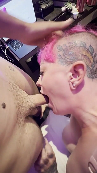 Behind the Scenes Exclusive with Piggymouth