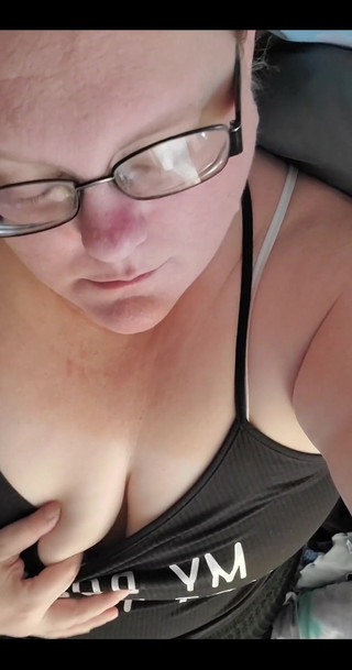 Cum Play with My Titties.