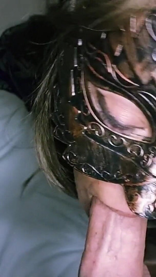 My Mother-in-law Sucks Me off Before I Take Her Doggystyle to Remove Her Anal Plug. It's Very Hot Chupareina