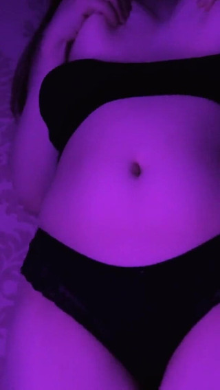 Best Pink Girl Wanna Fuck Her Pussy