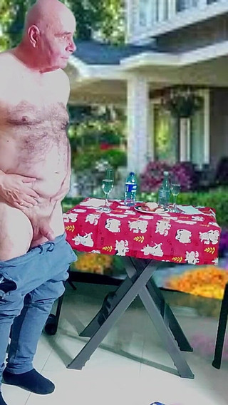 Invited for a Swallow with Garabas and Olga