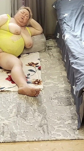 Big Pussy and Huge Tits Stepmom Episode 1