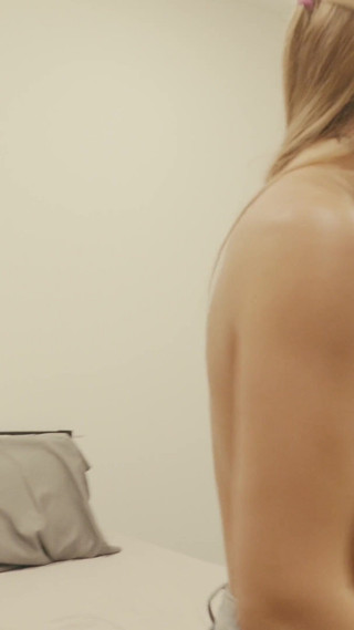 Thrilly's Apartment - Leah Lee