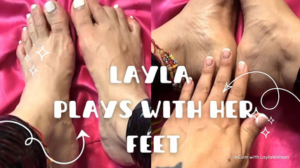 Rubbing My Feet and Play with My Dildo