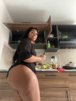 Jack off to My Phenomenal Ass, Episode 1027