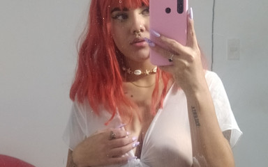 Girl loves to masturbate