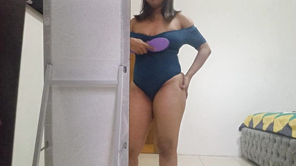 Sexy Stepdaughter Gets Beautiful in Front of the Mirror and Makes Her Want to Masturbate an Orgasm Comes Out in Front of the Mir