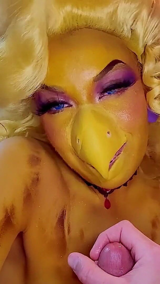Get a Load of This Chicken Breast! Goldie Cosplay
