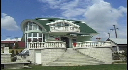 Brunette Beauty From Germany Getting Her Muff Shaved a Little Before Taking Two Cocks