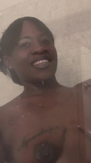 Oshun Breeze BBW ebony-skinned busty fucks black cock to enjoy cum