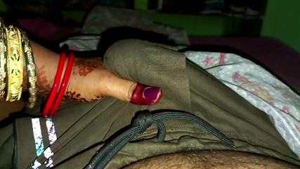Tamil Desi Stepaunty Nisha Destroying Her Pussy at Midnight with Stepbrother in Law