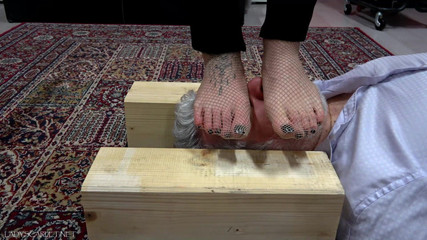 Lady Scarlet - Fishnet Face