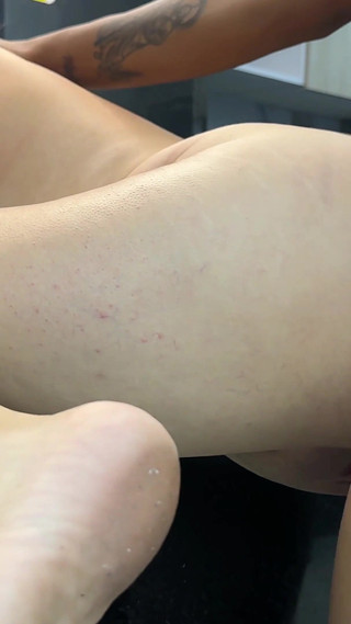 Disfruto De La Enorme Y Rica Polla De Mi Cachondo Hermanastro Mientras Estamos Solo Y Abrridos En Casa Hasta Sacarle Su Leche.