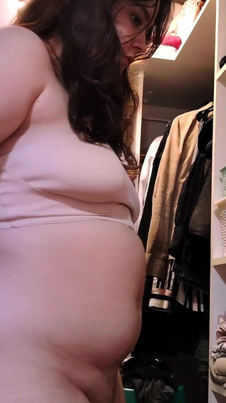 POV: Chubby Feedee Nicole Sucks Your Dick