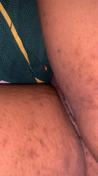 Naztyqueen Pretending to Be Taking Her Nap and Ask Her Roommate to Film Her Pussy