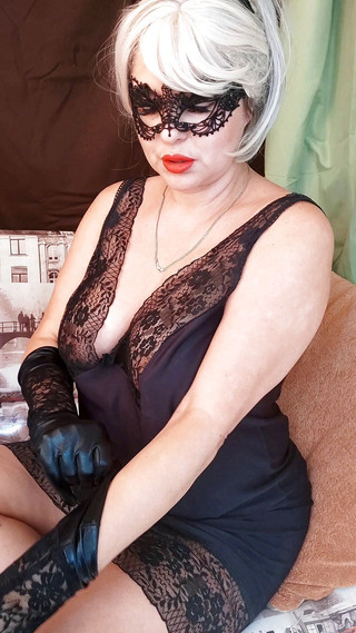 Your sweet stepmommy caresses her ass and then brings her pussy to orgasm with a vibrator