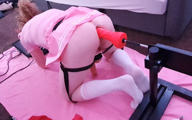 Pervy in Pink. English MILF Lisa Essex Enjoying Big Anal Dildos