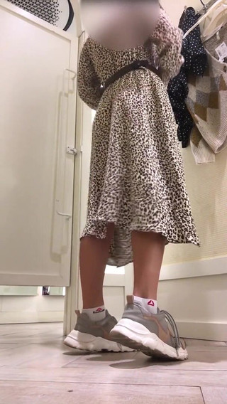 Girl masturbation in dress room
