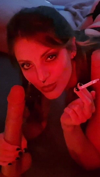 Xxl Dildo Sucked While Smoking