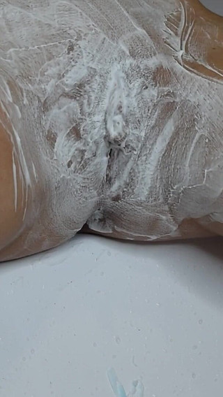 I Shave My Hairy, Narrow Pussy with a Trimmer and a Razor with Shaving Foam! Close-up!