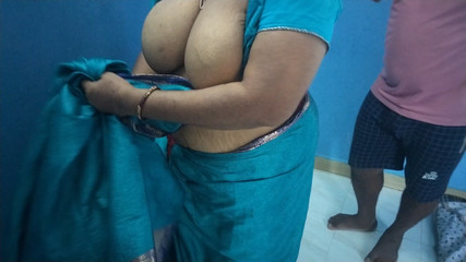 Chubby Stepaunty Sex with Electrician When Her Husband Went Outside