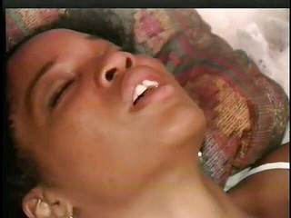 Shaggy and sweet pussy for deepthroat slut