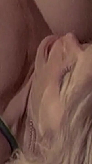 Retro Hard Fucking and Squirting on Pussy