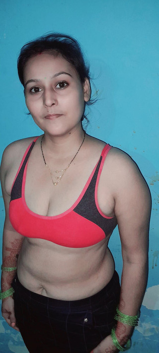 Hot Massage Puja Fingering Her Pussy Self