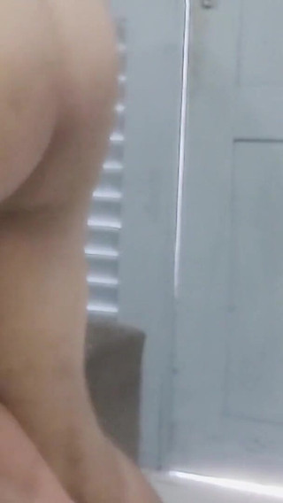 Deep Throat Skills of a Maid