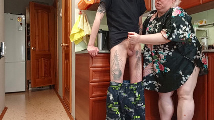 Cumming with Hot Cum in My Friend's Mouth and She Swallows