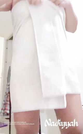 Arabic Woman Showing Her Big Natural Tits and Hairy Pussy