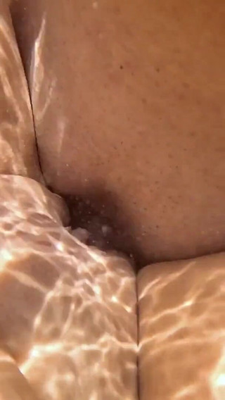 The Non-mermaid: Big-ass Teen Lina Fucked in a Vacation Paradise (underwater Sex)