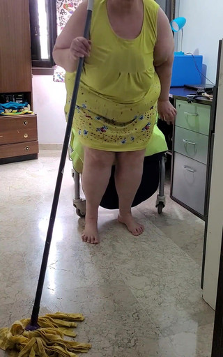 Coolmarina. Old Cleaner Gets Horny at Work