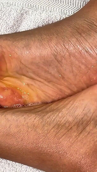 MILF Spits on Her Feet for You to Worship