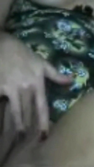 MILF Karina solo webcam masturbation real plesure show