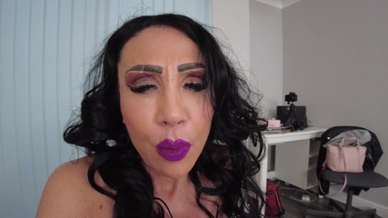 Nicole Dupapillon - Queening Chair Cuckold